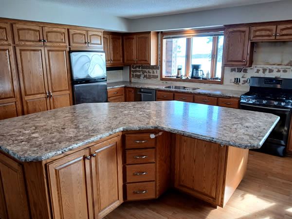 s-and-r-custom-laminate-cabinets-and-counter-tops-5 s-and-r-custom-laminate-cabinets-and-counter-tops-5